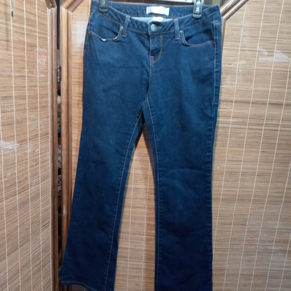 No Boundaries dark wash bootcuts in perfect condition!